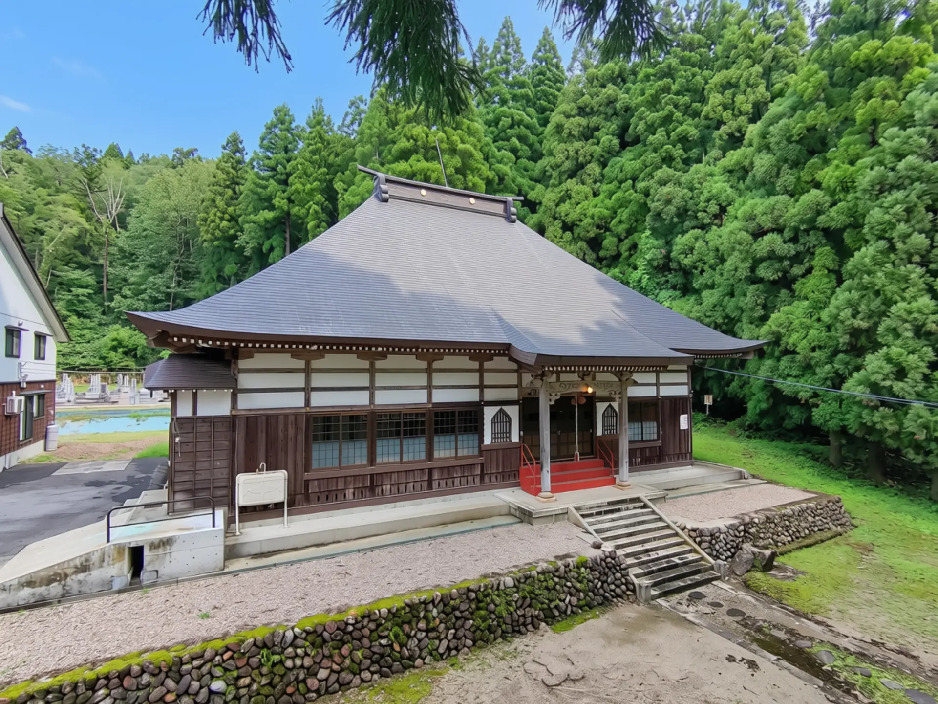 薬王寺 本堂